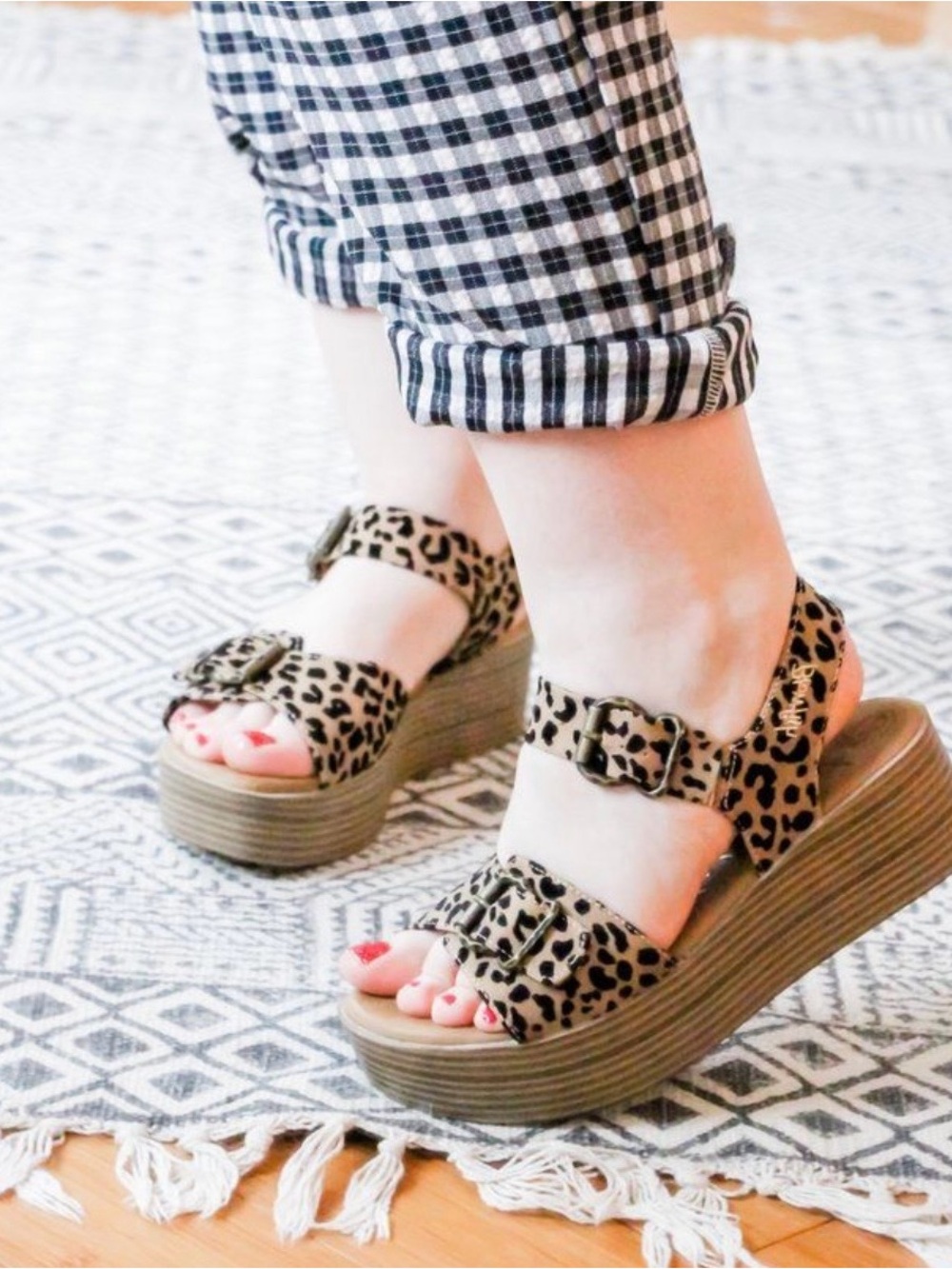 Blowfish Malibu Platform Leeds Sandal 11